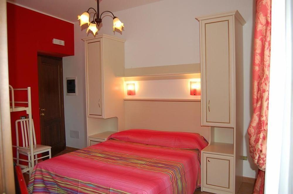 Agriturismo Parra Santa Lucia del Mela Экстерьер фото