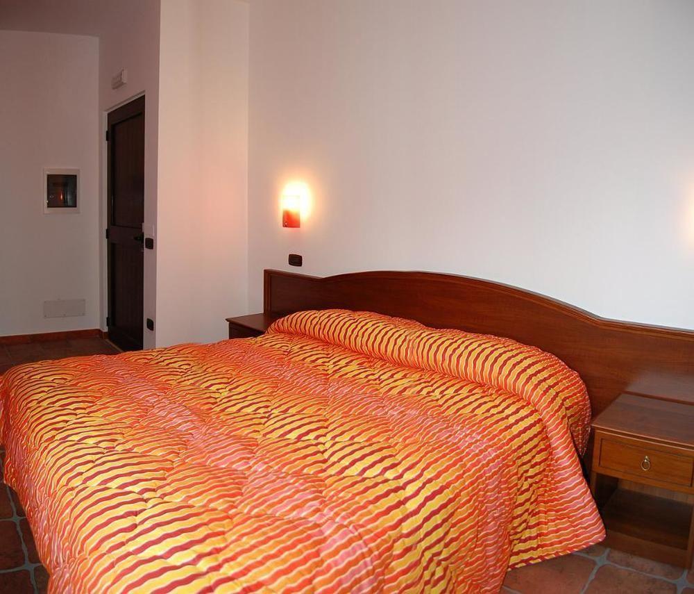 Agriturismo Parra Santa Lucia del Mela Экстерьер фото