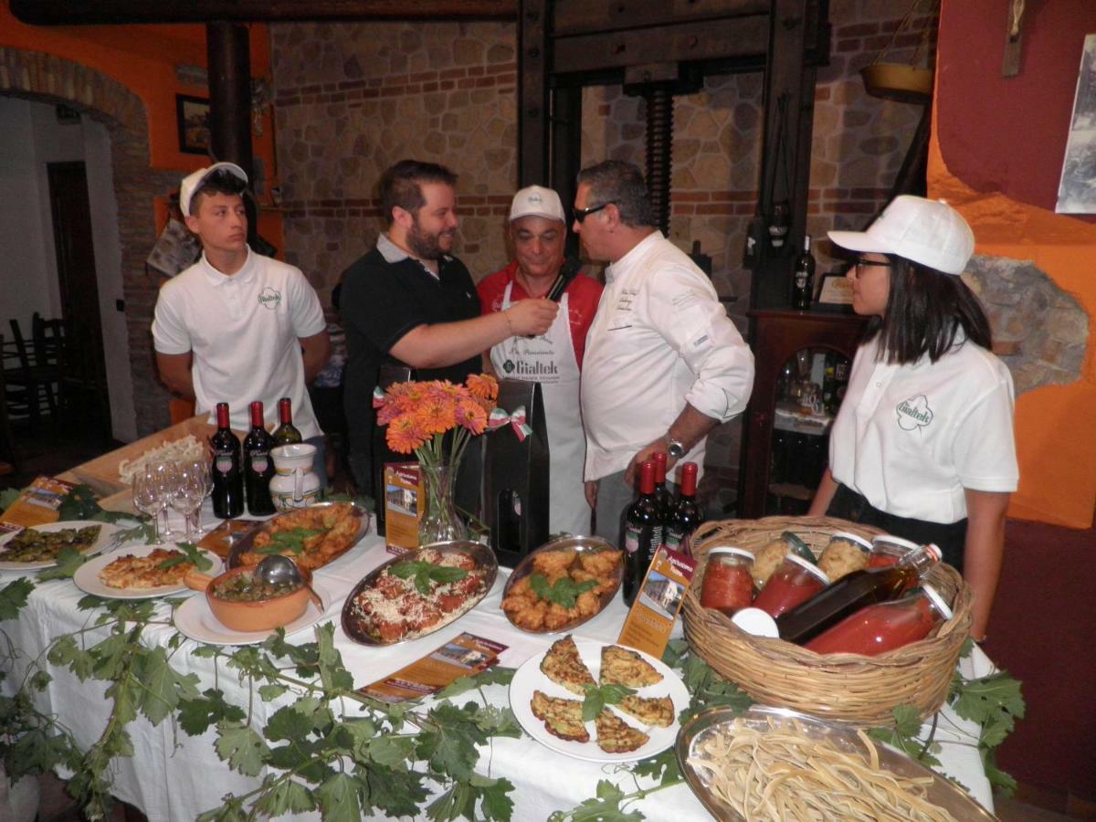 Agriturismo Parra Santa Lucia del Mela Экстерьер фото